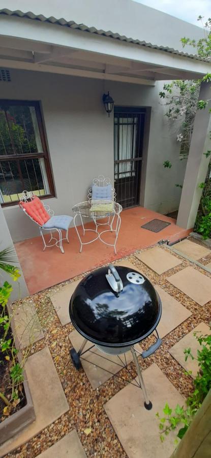 Abigail'S Garden Cottage Montagu Bagian luar foto